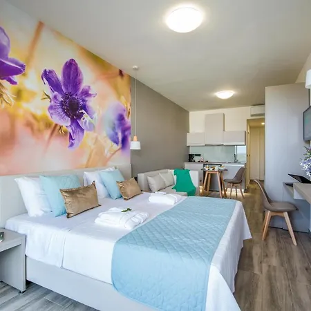 Lejlighedshotel Incognito Creta Luxury And 3*