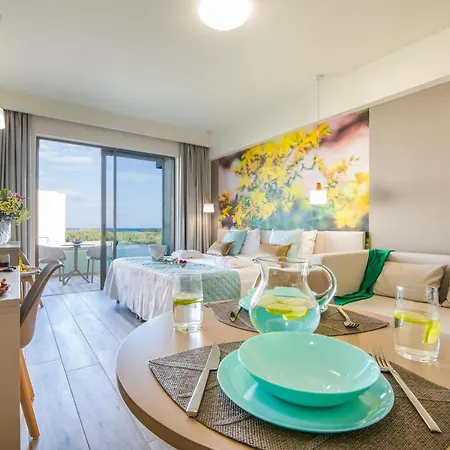 Incognito Creta Luxury And Lejlighedshotel Kolimvárion